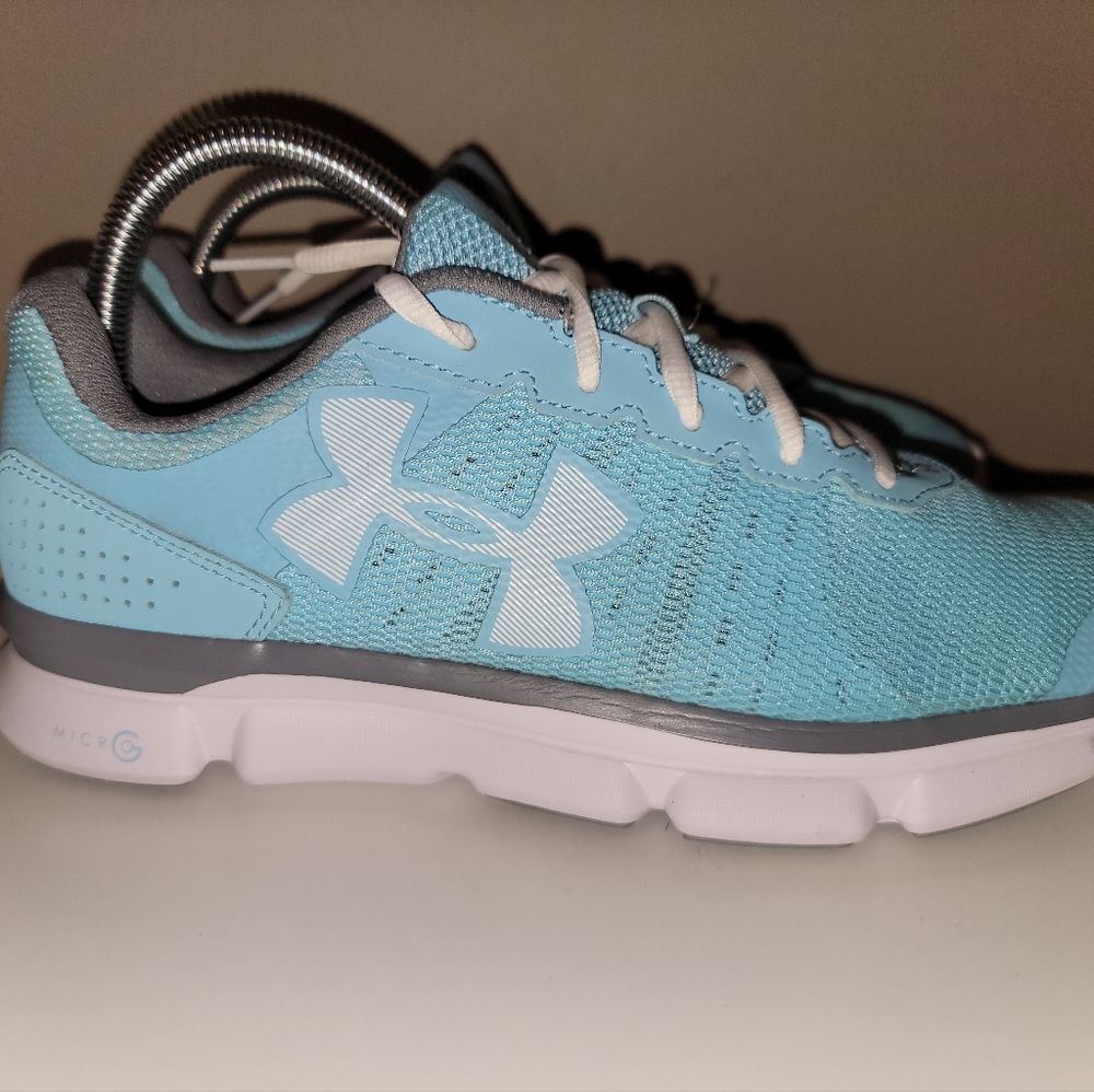 Under Armour Micro G Speed Womens Size 8.5 Athletic Sneakers